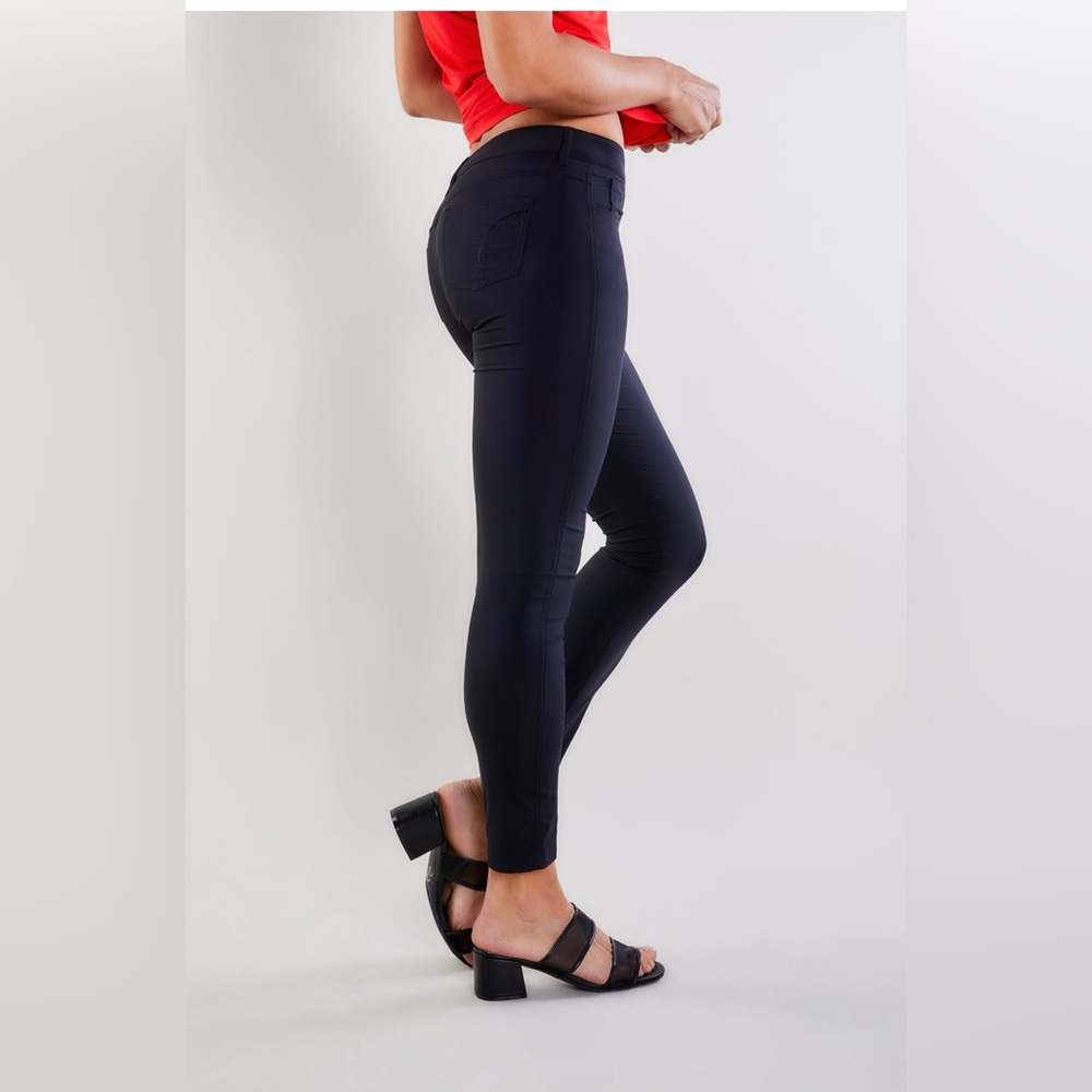 Anatomie pant size M still in a great condition